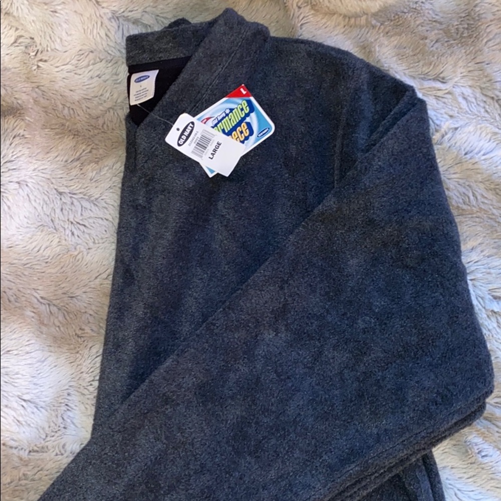 Men’s Large Fleece Pullover